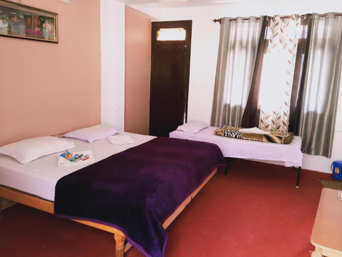 Debbhumi Regency Hotel Sāngla Eksteriør billede
