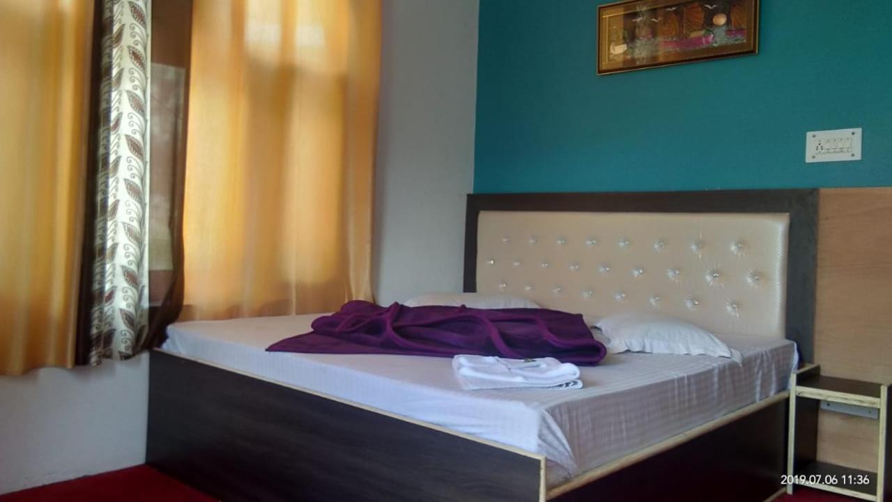 Debbhumi Regency Hotel Sāngla Eksteriør billede